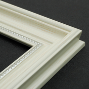 Museum-Quality Frame M8
